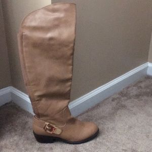 Tan boots